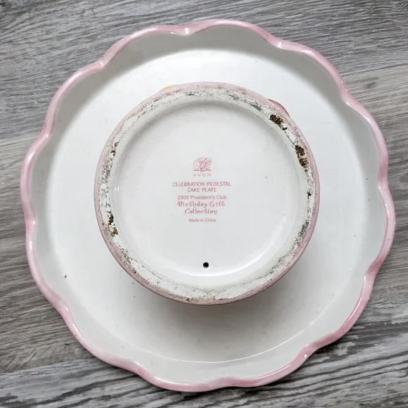 Vintage Avon celebration pedestal cake plate ceramic 2005 President's Club